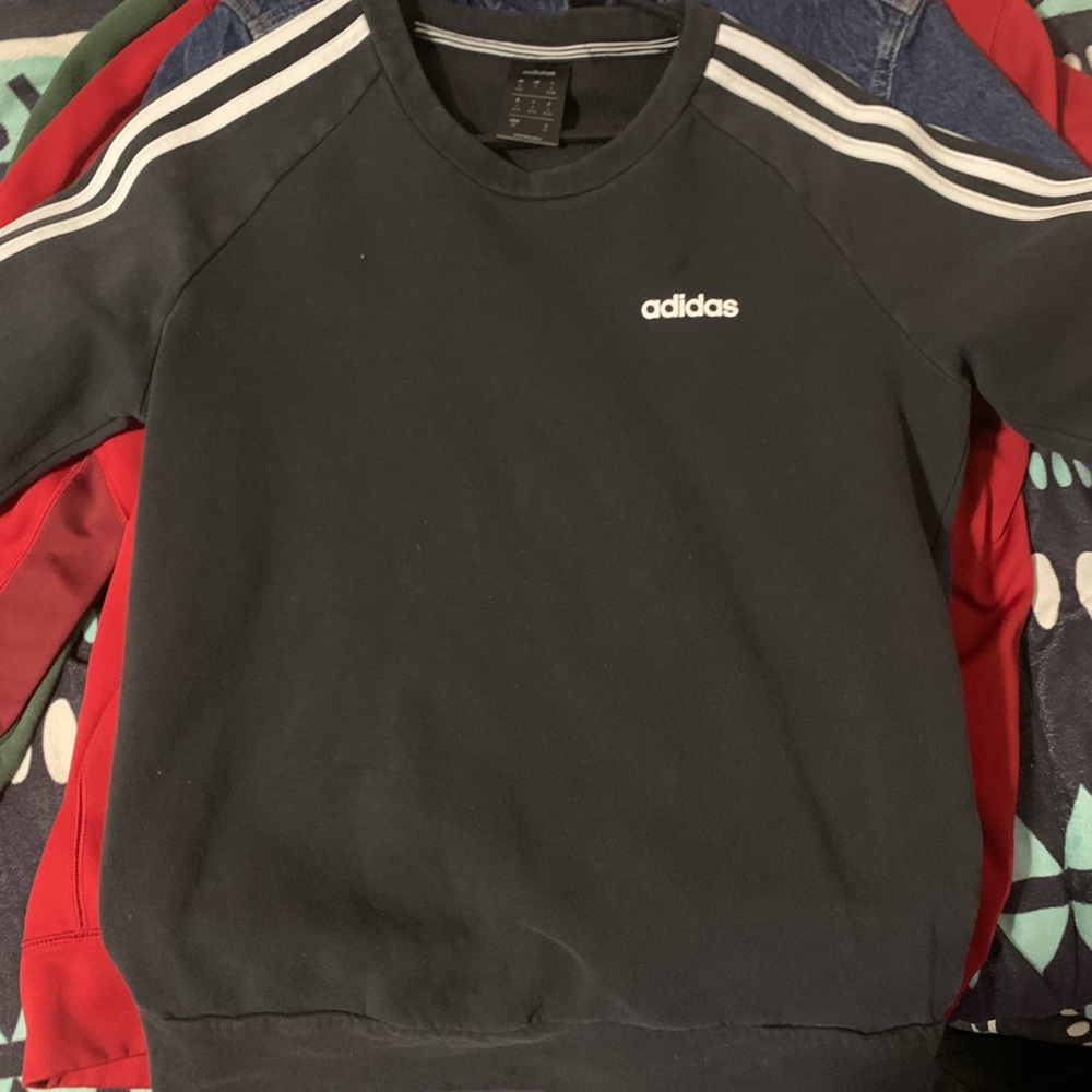 Woman’s Adida Sweatshirt